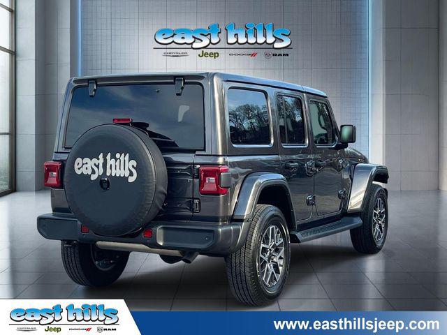 2025 Jeep Wrangler 4-Door Sahara 4x4