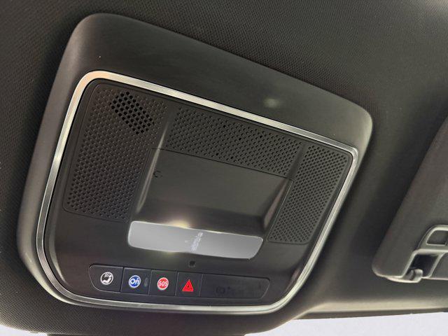 2024 GMC Sierra Denali Edition 1