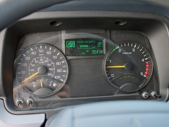 2013 Mitsubishi Fuso 2 Owner 34k miles Box Truck