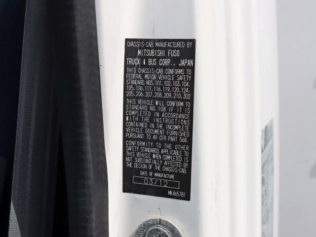 2013 Mitsubishi Fuso 2 Owner 34k miles Box Truck