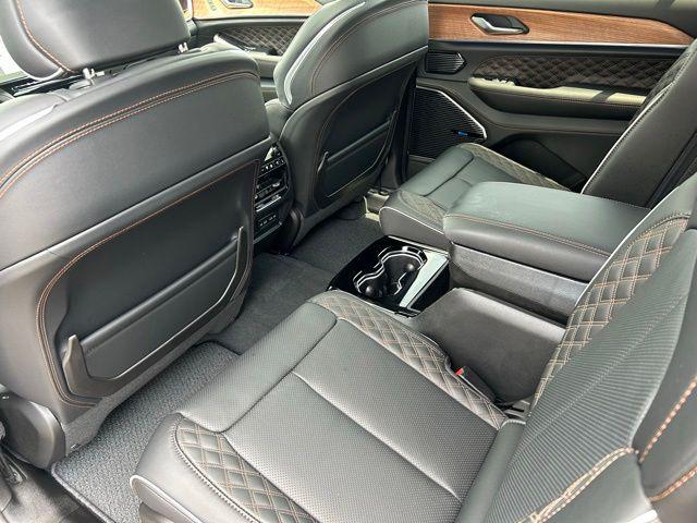 2026 Jeep Grand Cherokee L Summit 4x4