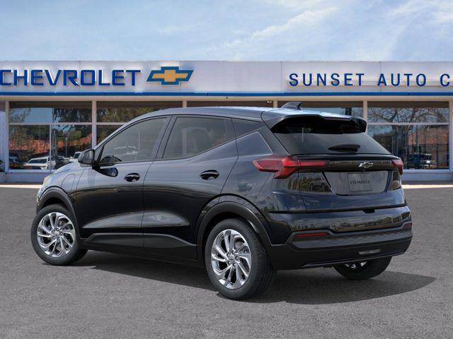 2027 Chevrolet Bolt LT FWD