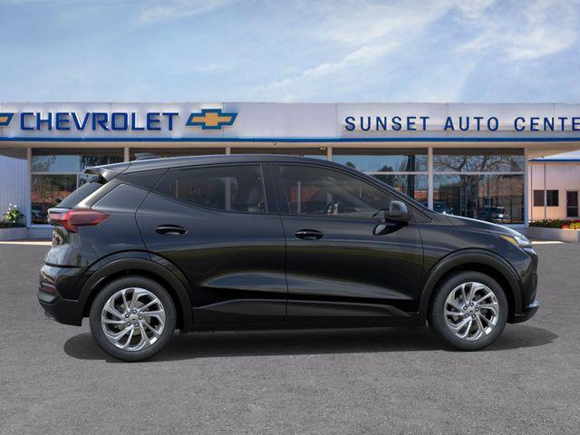 2027 Chevrolet Bolt LT FWD