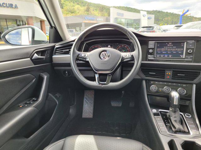 2021 Volkswagen Jetta 1.4T R-Line