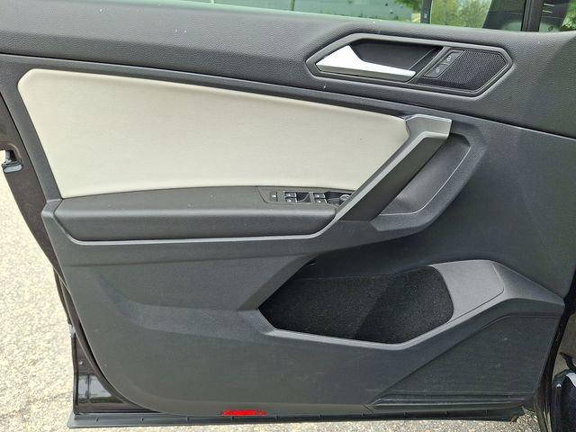 2021 Volkswagen Tiguan 2.0T SE R-Line Black