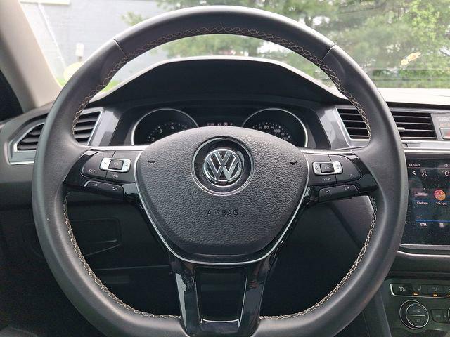 2021 Volkswagen Tiguan 2.0T SE R-Line Black