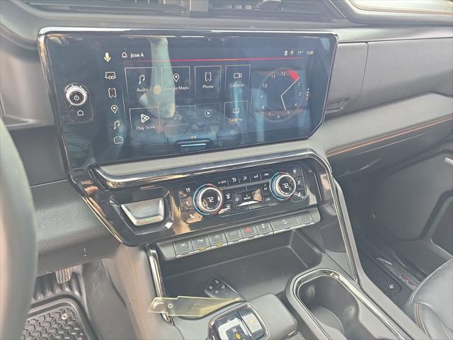 2024 GMC Sierra 1500 4WD Crew Cab Short Box AT4