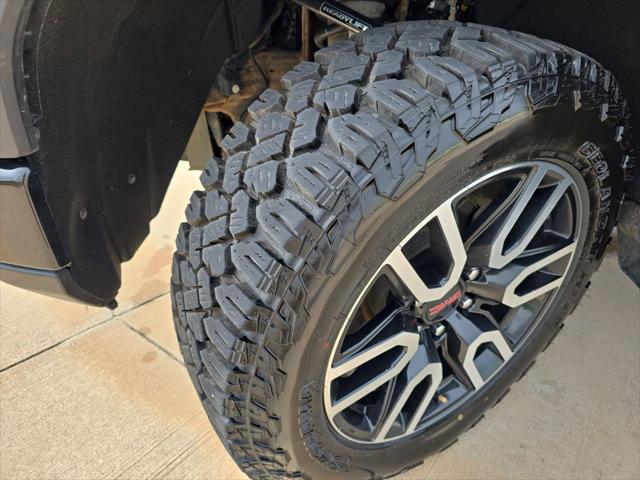 2024 GMC Sierra 1500 4WD Crew Cab Short Box AT4