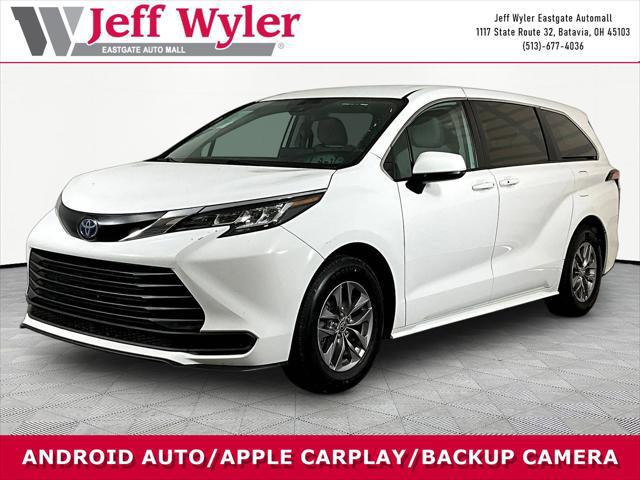 2022 Toyota Sienna LE for sale near BATAVIA, OH