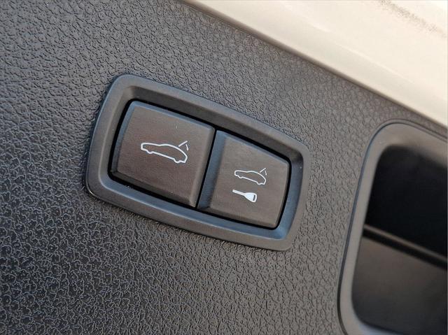 2019 Porsche Macan Unknown