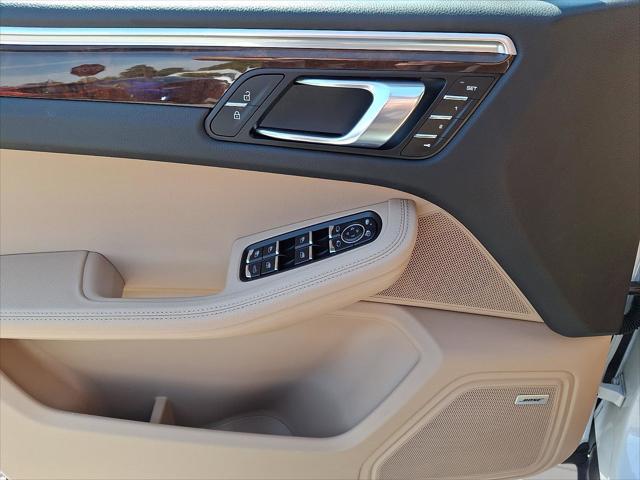 2019 Porsche Macan Unknown