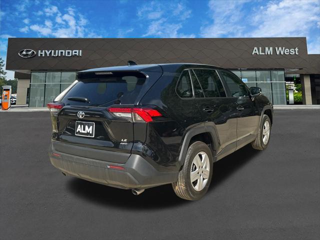 2025 Toyota RAV4 LE