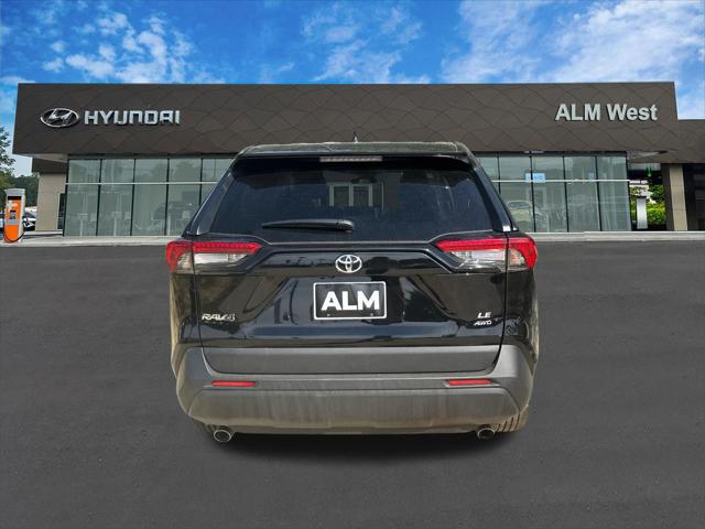 2025 Toyota RAV4 LE
