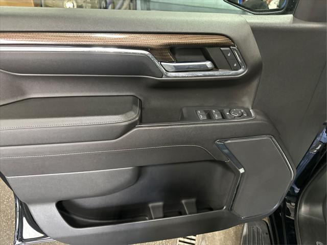 2023 Chevrolet Silverado 1500 4WD Crew Cab Short Bed LT with 2FL