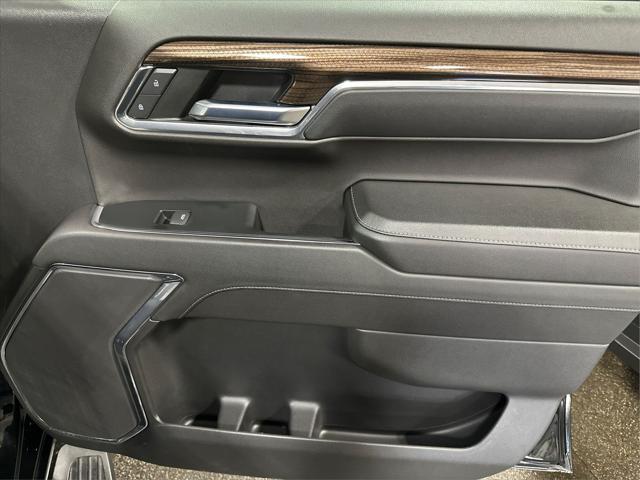 2023 Chevrolet Silverado 1500 4WD Crew Cab Short Bed LT with 2FL