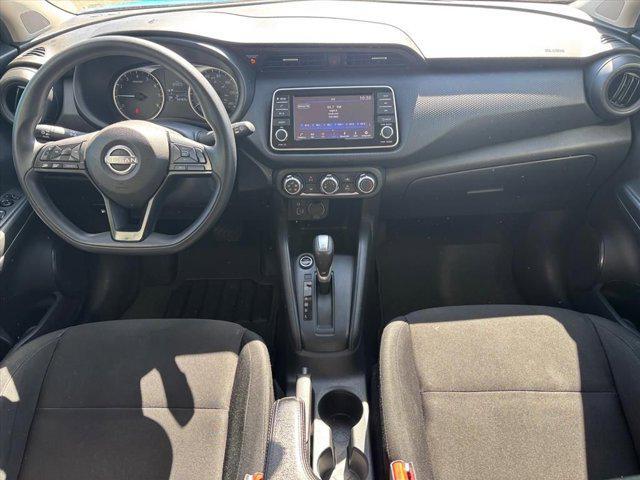 2024 Nissan Kicks S Xtronic CVT