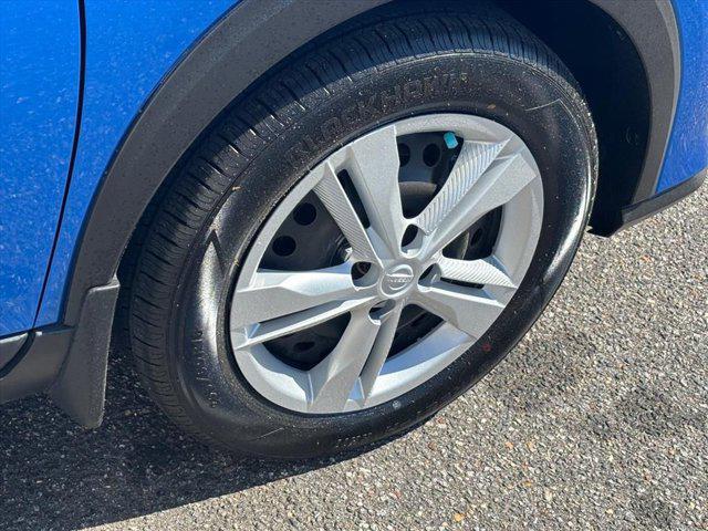 2024 Nissan Kicks S Xtronic CVT