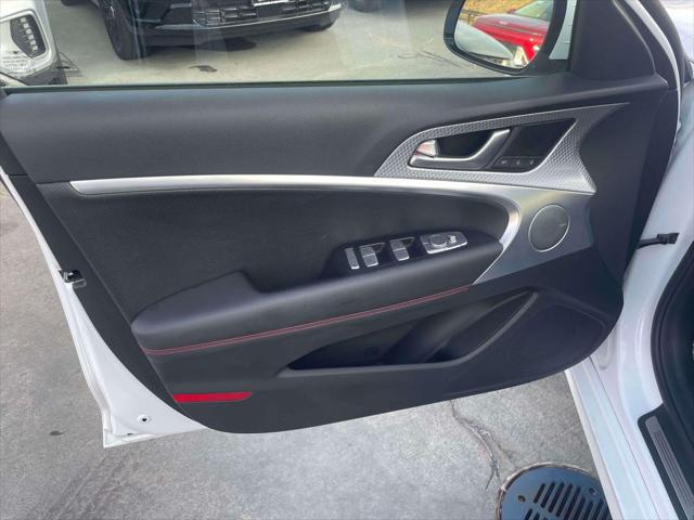 2023 Genesis G70 2.0T AWD