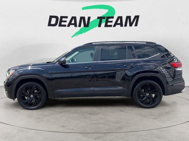 2022 Volkswagen Atlas 2.0T SE w/Technology