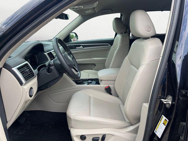 2022 Volkswagen Atlas 2.0T SE w/Technology