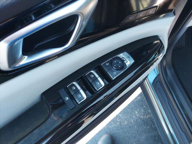 2024 Kia Carnival MPV SX