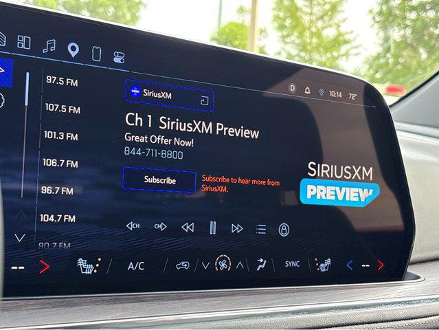 2025 Chevrolet Suburban 4WD LT