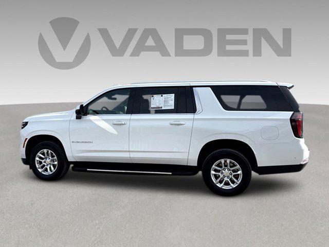 2025 Chevrolet Suburban 4WD LT