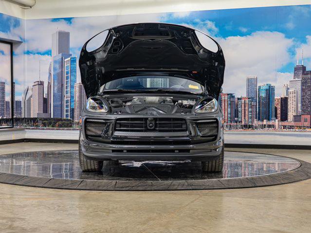 2024 Porsche Macan GTS
