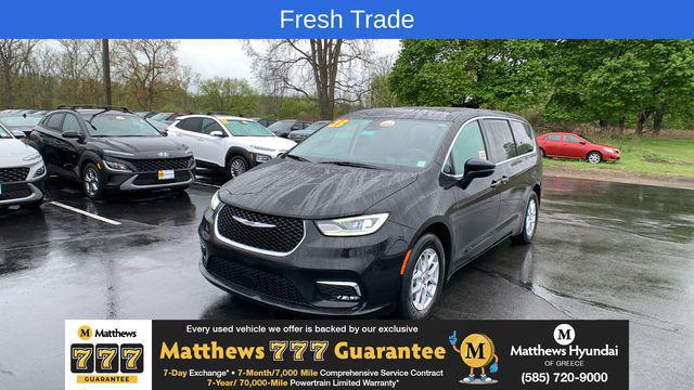 2023 Chrysler Pacifica Touring L for sale in ROCHESTER, NY