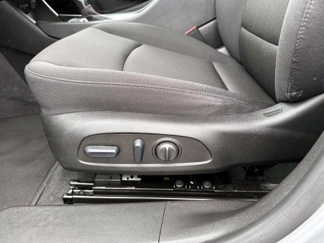 2023 Chevrolet Malibu FWD RS