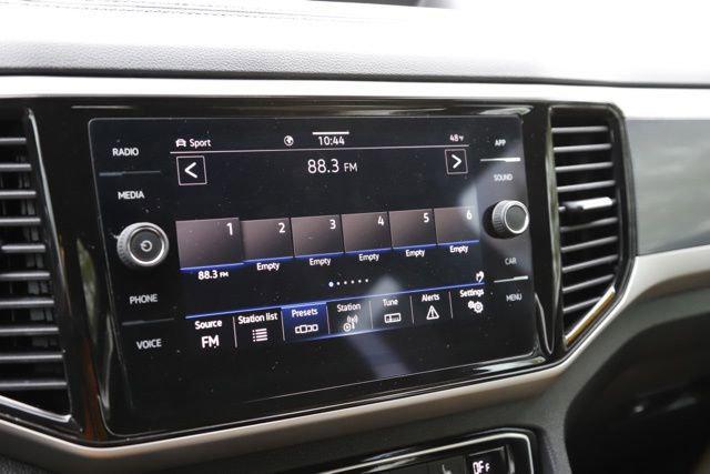 2023 Volkswagen Atlas Cross Sport 3.6L V6 SE w/Technology