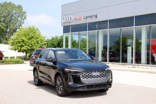 2025 Audi Q5 Premium Plus TFSI quattro S tronic for sale in LANSING, MI