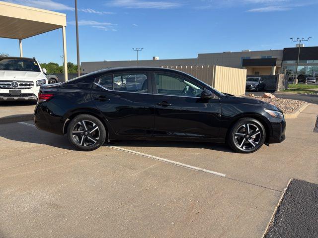 2024 Nissan Sentra SV Xtronic CVT