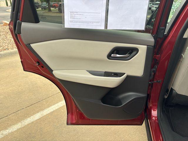 2025 Nissan Rogue SV FWD
