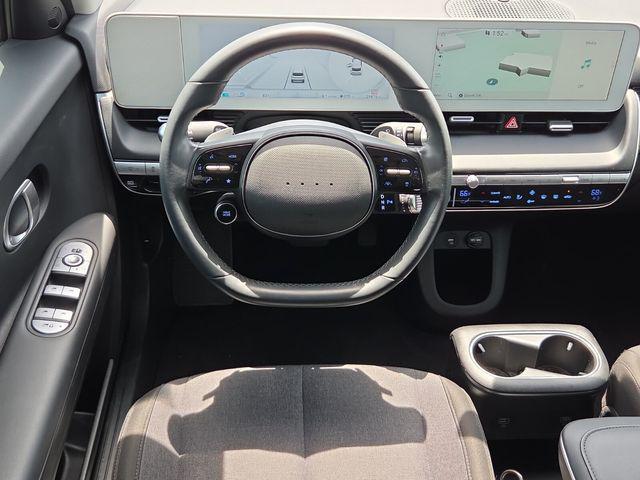 2023 Hyundai IONIQ 5 SE Standard Range