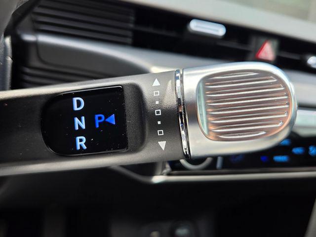 2023 Hyundai IONIQ 5 SE Standard Range