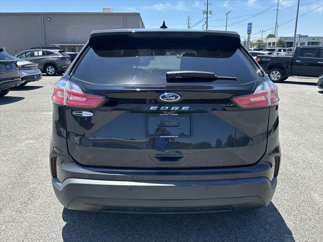2021 Ford Edge SE