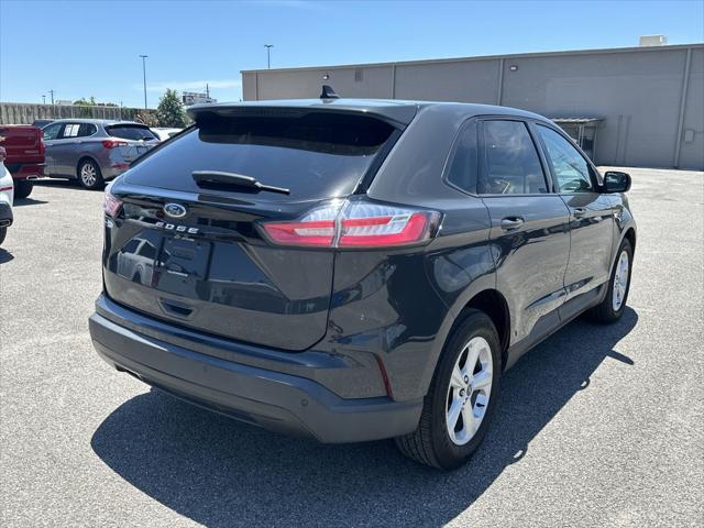 2021 Ford Edge SE