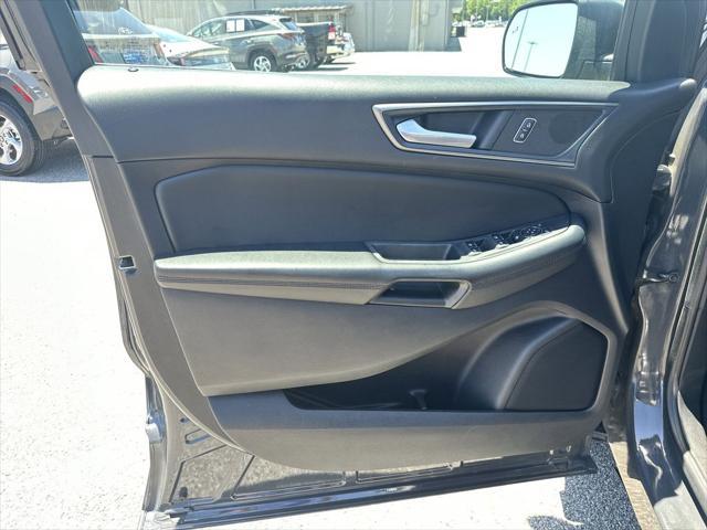 2021 Ford Edge SE