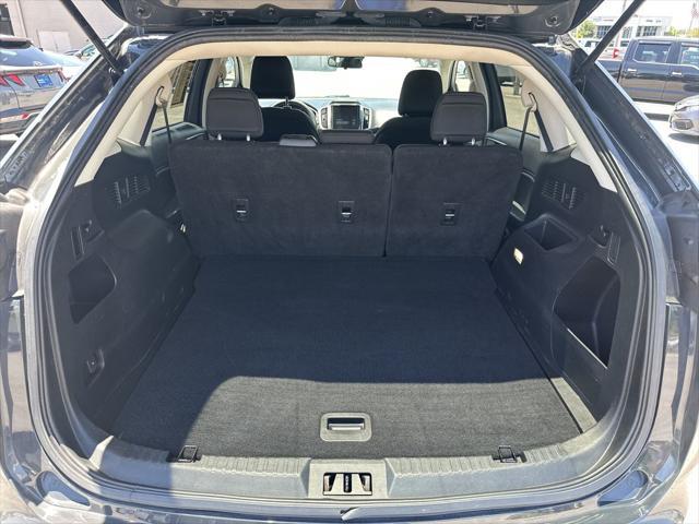 2021 Ford Edge SE