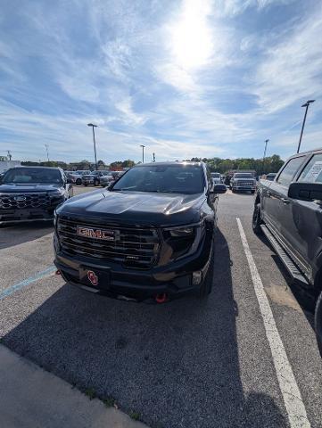 2025 GMC Acadia AWD AT4