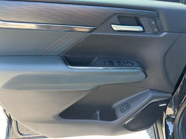 2025 GMC Acadia AWD AT4