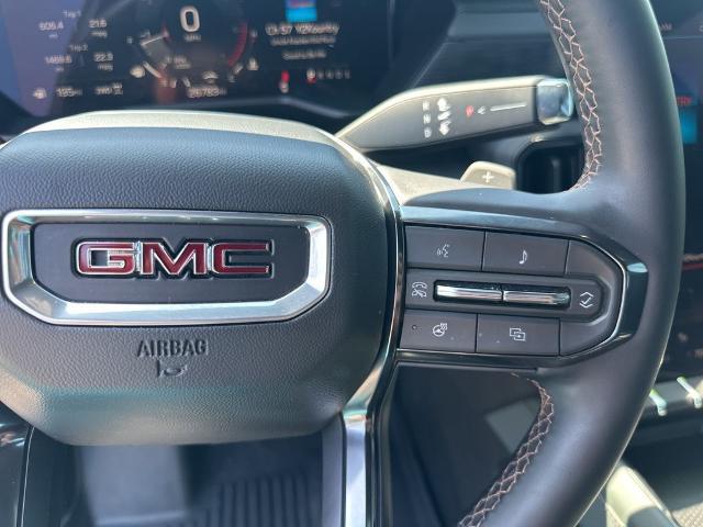 2025 GMC Acadia AWD AT4