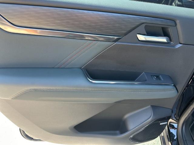 2025 GMC Acadia AWD AT4