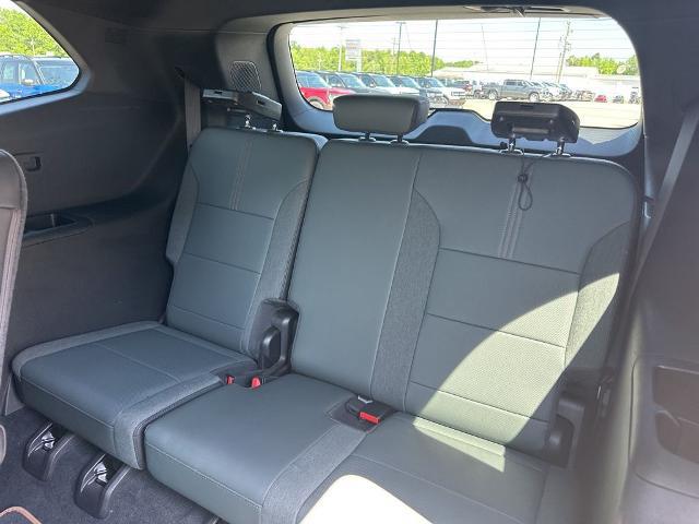 2025 GMC Acadia AWD AT4