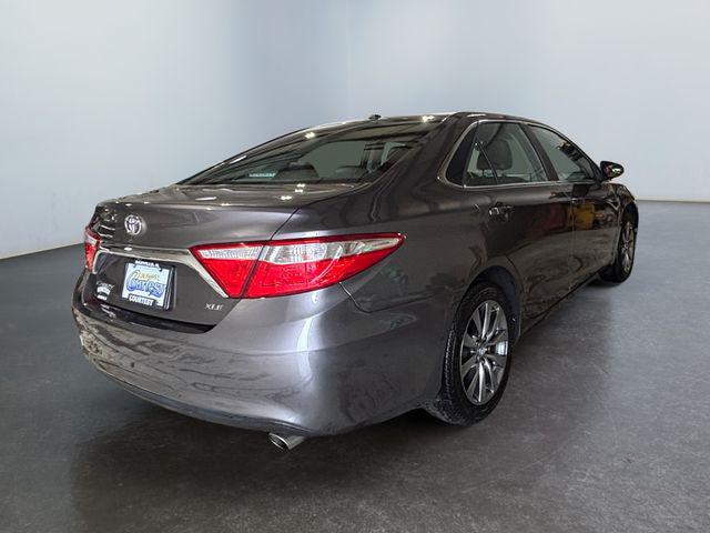 2016 Toyota Camry XLE