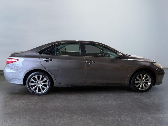 2016 Toyota Camry XLE