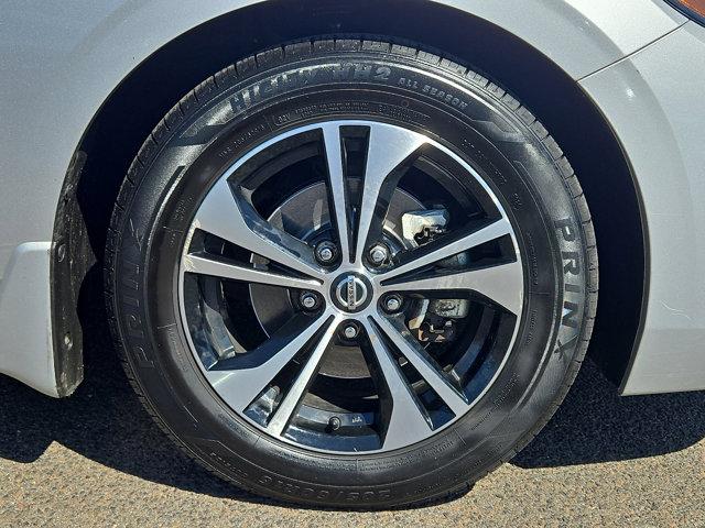 2022 Nissan Sentra SV Xtronic CVT