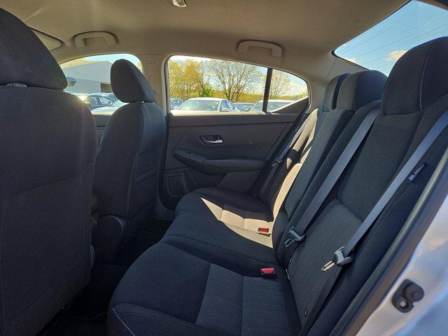 2022 Nissan Sentra SV Xtronic CVT