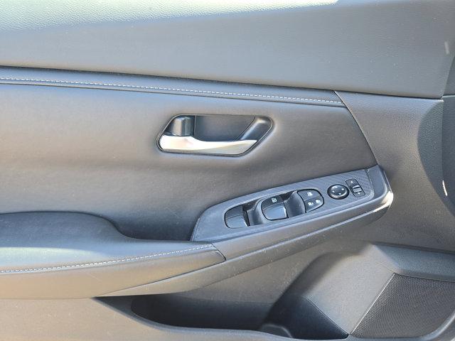 2022 Nissan Sentra SV Xtronic CVT